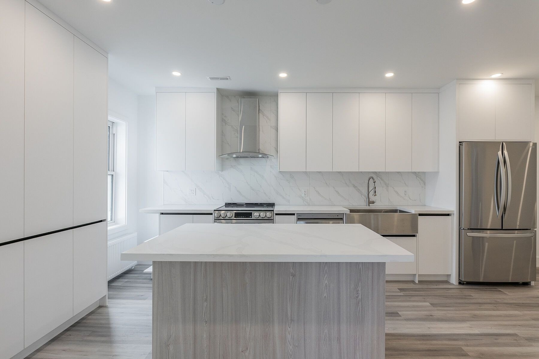 301 E, Little Italy, Toronto — custom cabinetry by Metrico